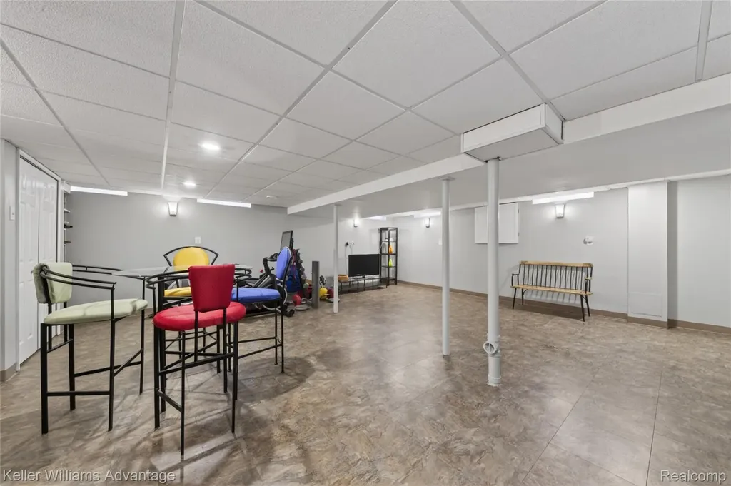 46037 Gainsborough Drive Canton Charter Township MI 48187
