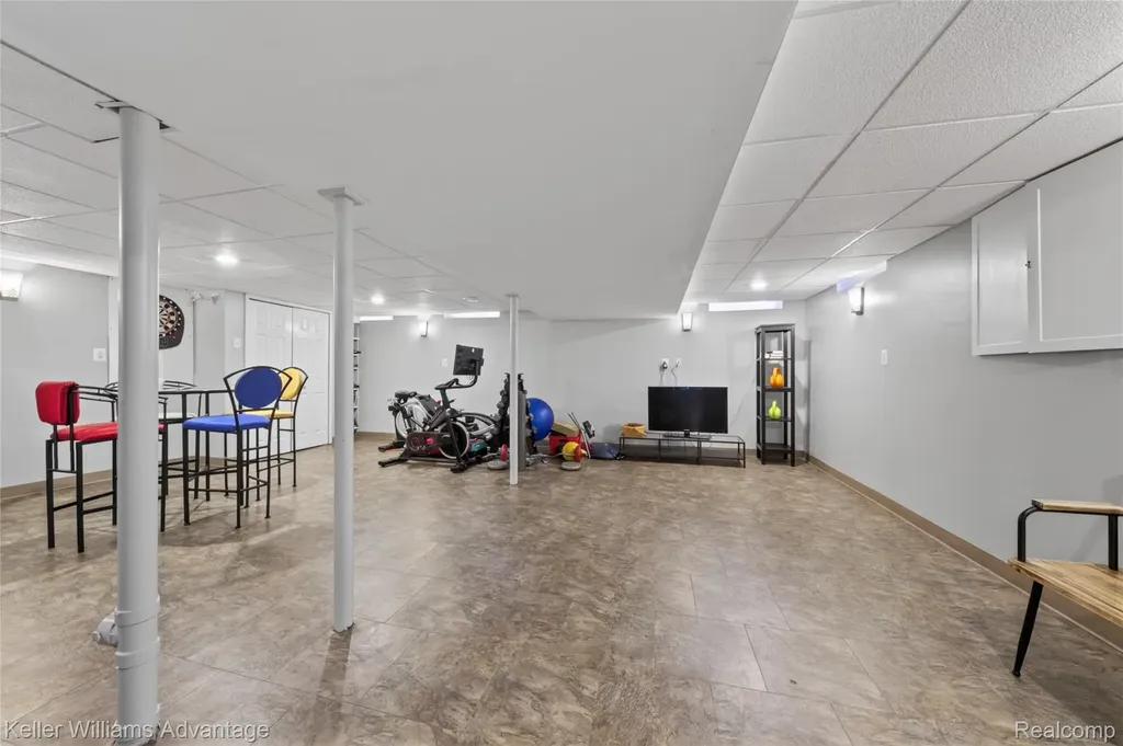 46037 Gainsborough Drive Canton Charter Township MI 48187