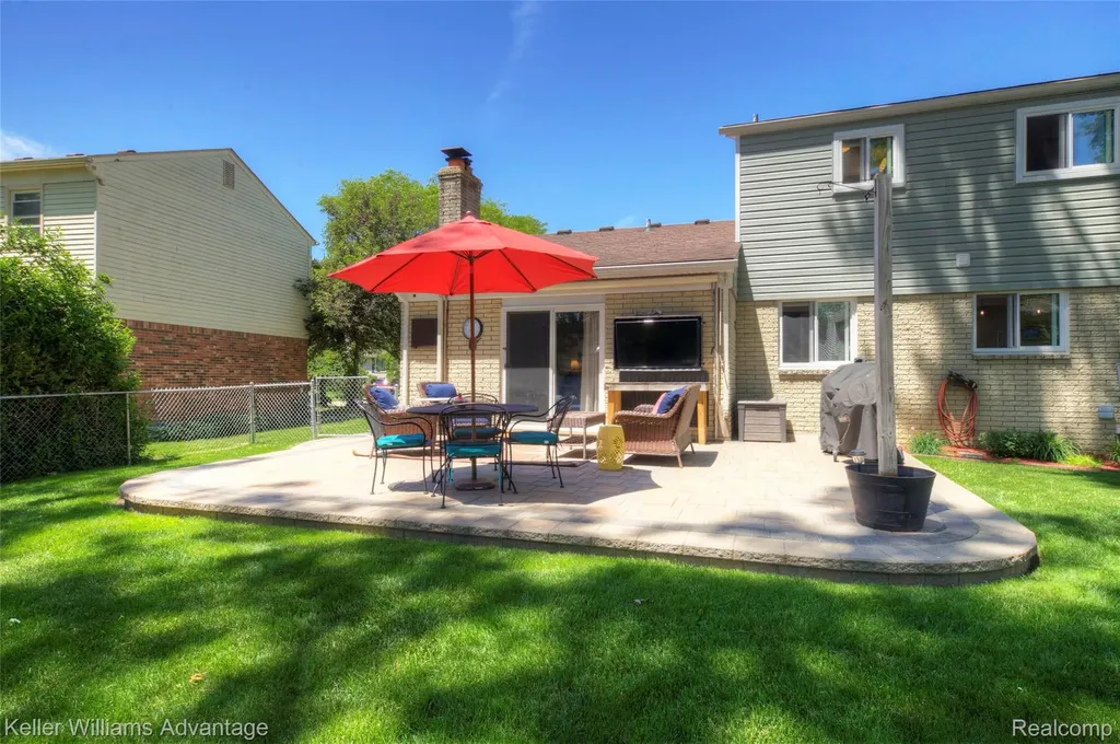 46037 Gainsborough Drive Canton Charter Township MI 48187