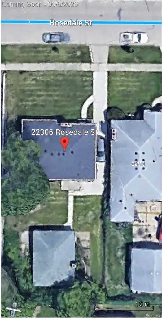 22306 Rosedale Street St. Clair Shores City MI 48080