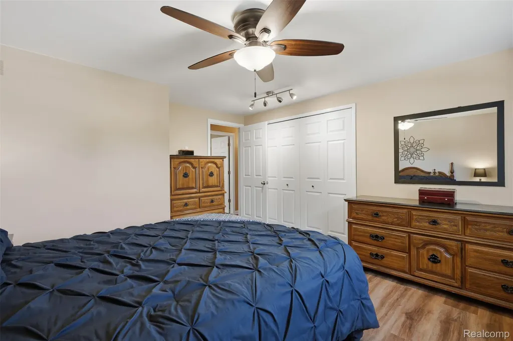 19021 Fairway Street Livonia City MI 48152