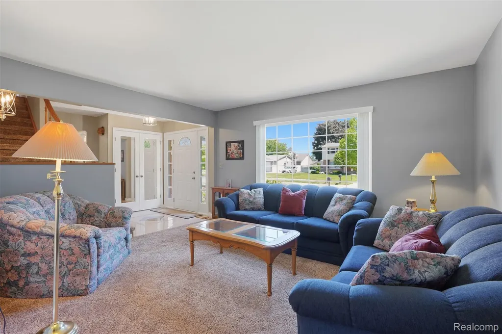 19021 Fairway Street Livonia City MI 48152