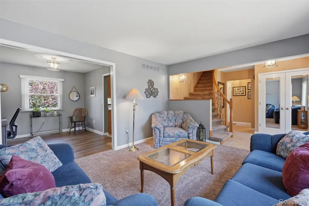 19021 Fairway Street Livonia City MI 48152