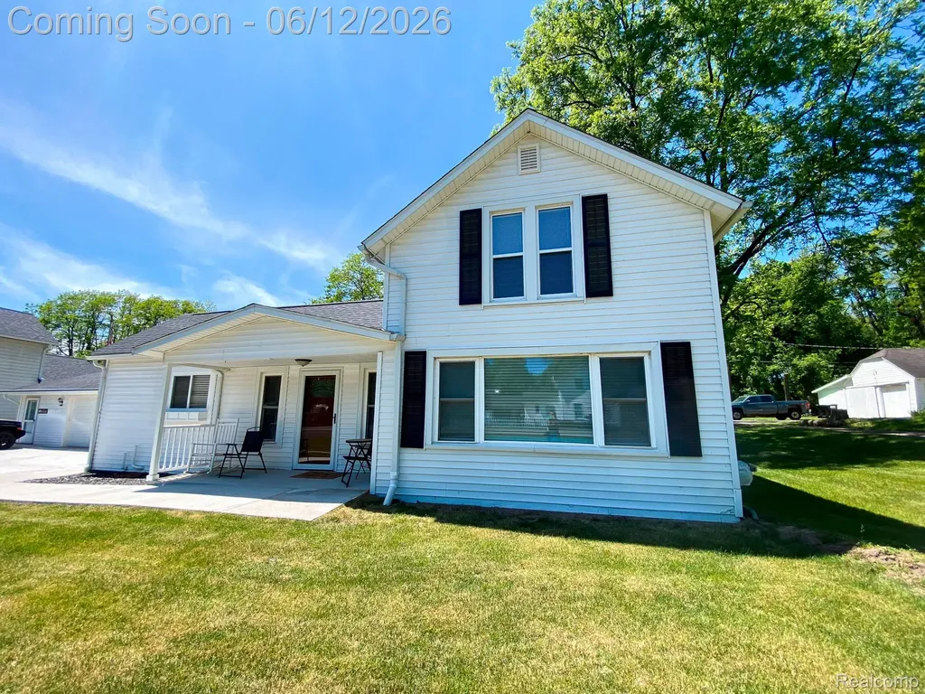 10514 Hamburg Road Hamburg Township MI 48189