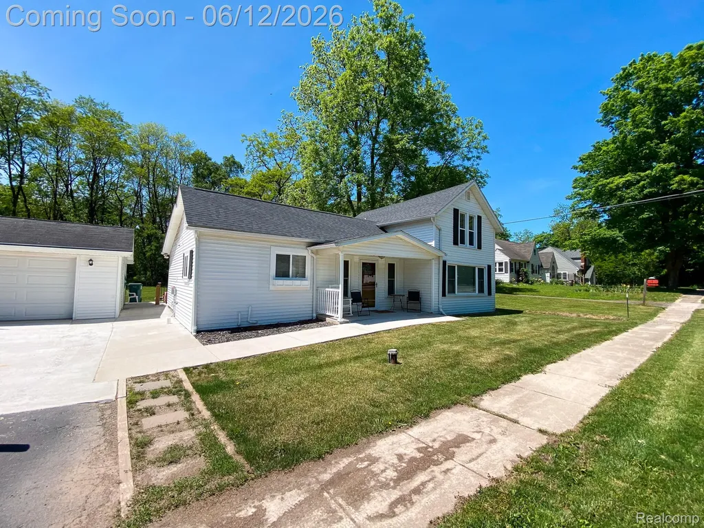 10514 Hamburg Road Hamburg Township MI 48189