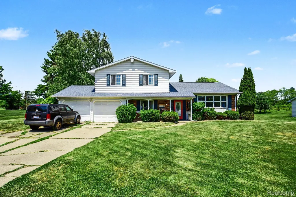 6156 Trenton Drive Flint Charter Township MI 48532