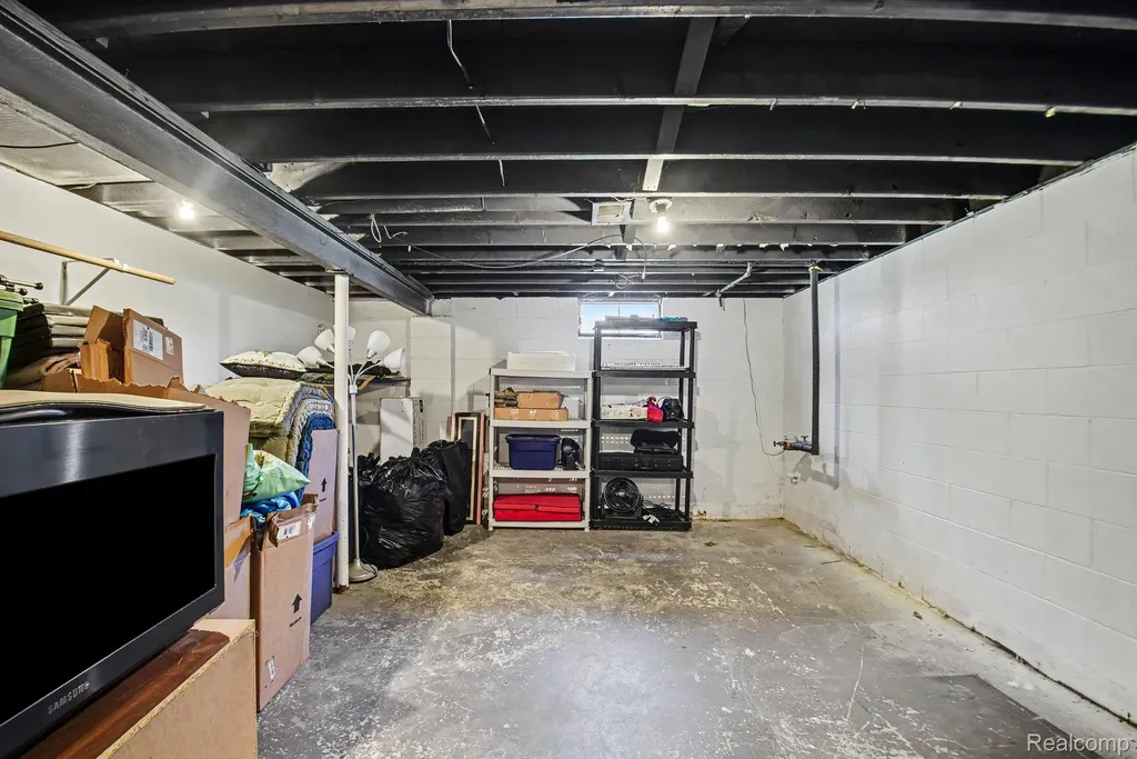 6156 Trenton Drive Flint Charter Township MI 48532