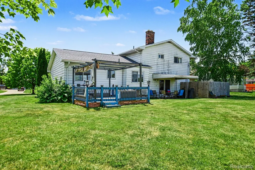 6156 Trenton Drive Flint Charter Township MI 48532