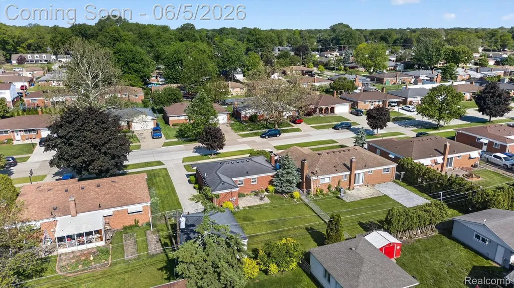 31561 Tecla Drive Warren City MI 48088