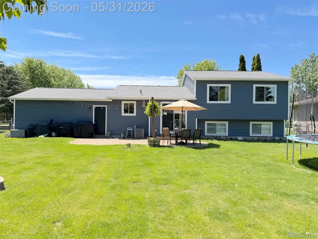 4102 Farner Street Fenton Charter Township MI 48451