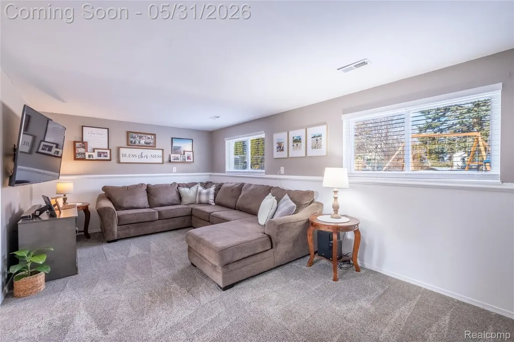 4102 Farner Street Fenton Charter Township MI 48451