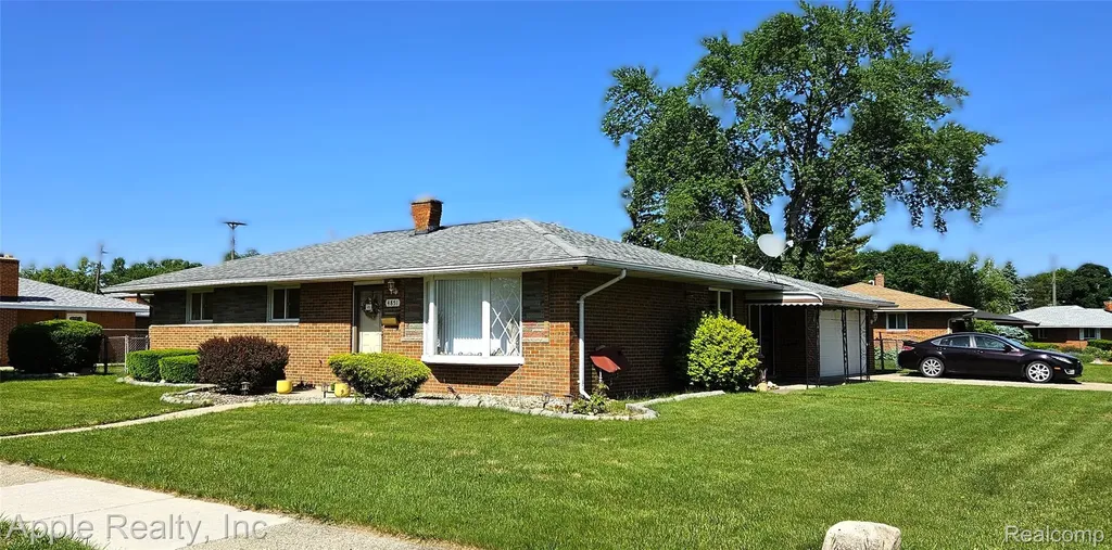 4851 Harrison Street Wayne City MI 48184
