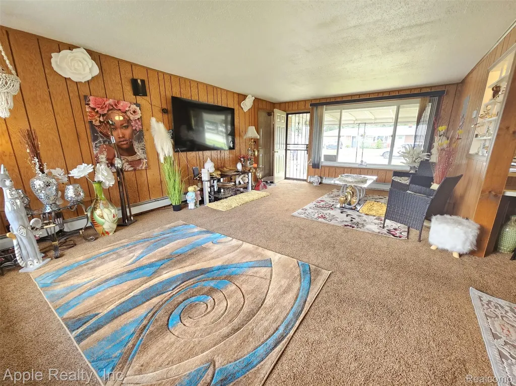 4851 Harrison Street Wayne City MI 48184