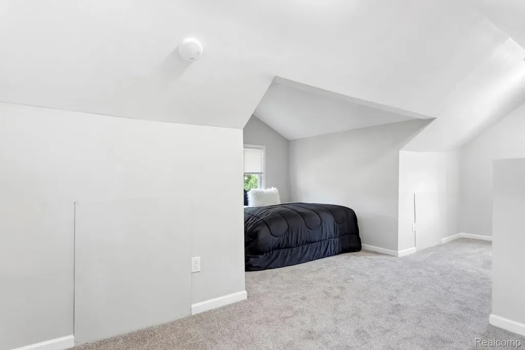 1409 Marion Avenue Lincoln Park City MI 48146