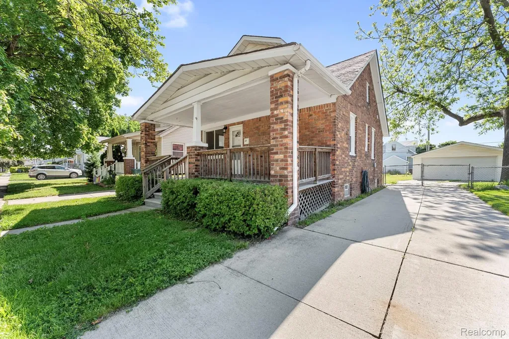 1409 Marion Avenue Lincoln Park City MI 48146