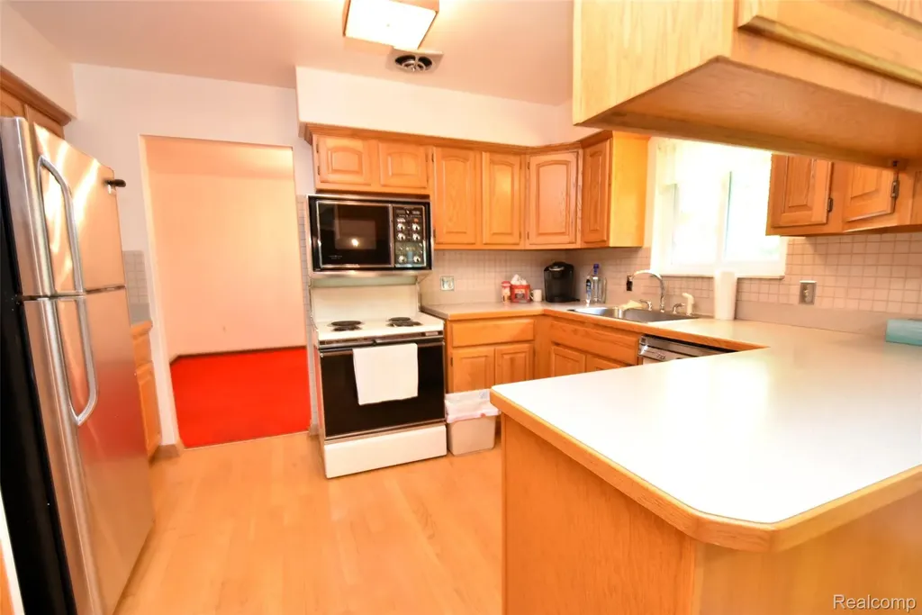 2356 Rochester Road Addison Township MI 48367