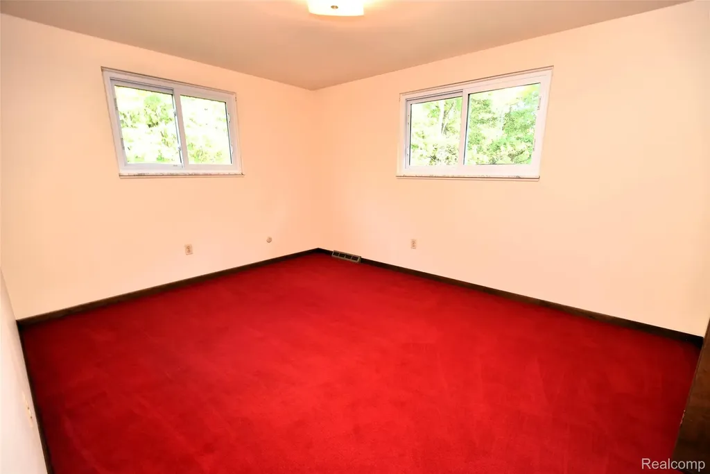 2356 Rochester Road Addison Township MI 48367