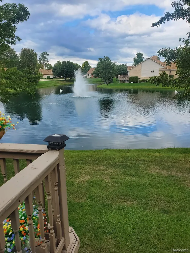 30118 Indianwood Drive Chesterfield Township MI 48047