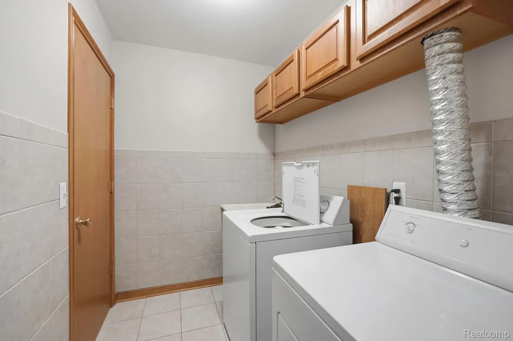28712 Sheffield Court Chesterfield Township MI 48047