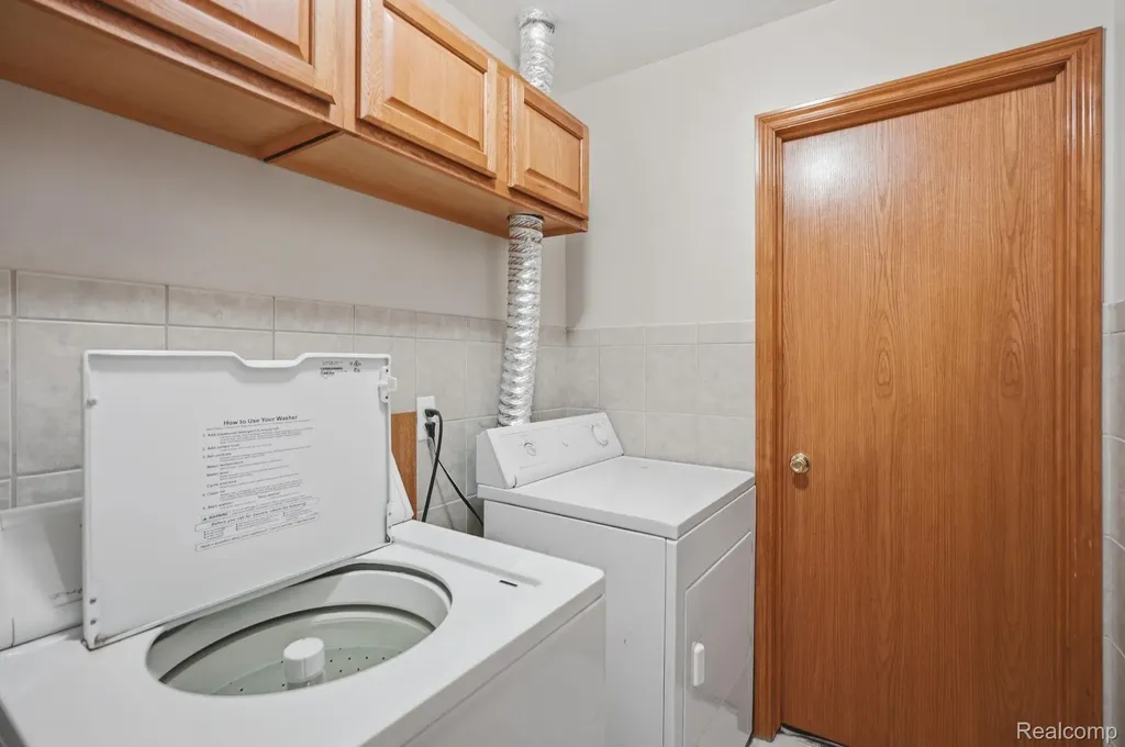 28712 Sheffield Court Chesterfield Township MI 48047
