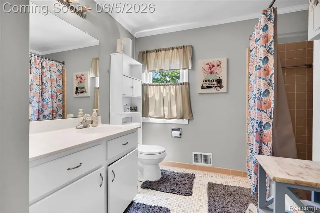 4055 Old Dominion Drive West Bloomfield Charter Township MI 48323
