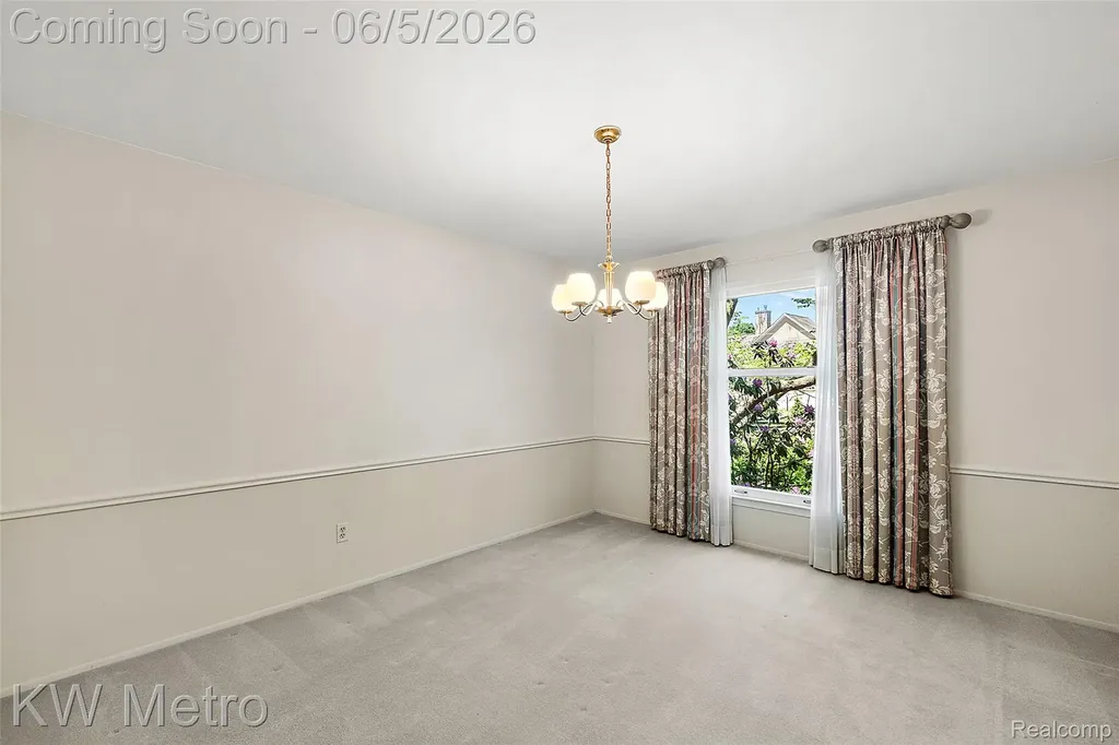 7036 Lindenmere Drive Bloomfield Hills City MI 48301