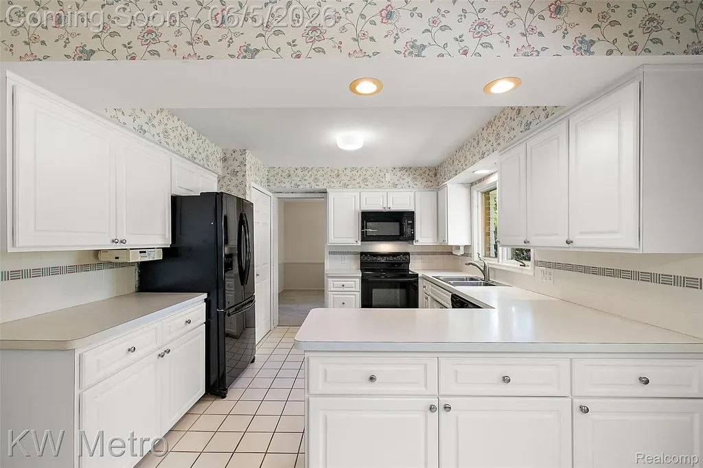 7036 Lindenmere Drive Bloomfield Hills City MI 48301