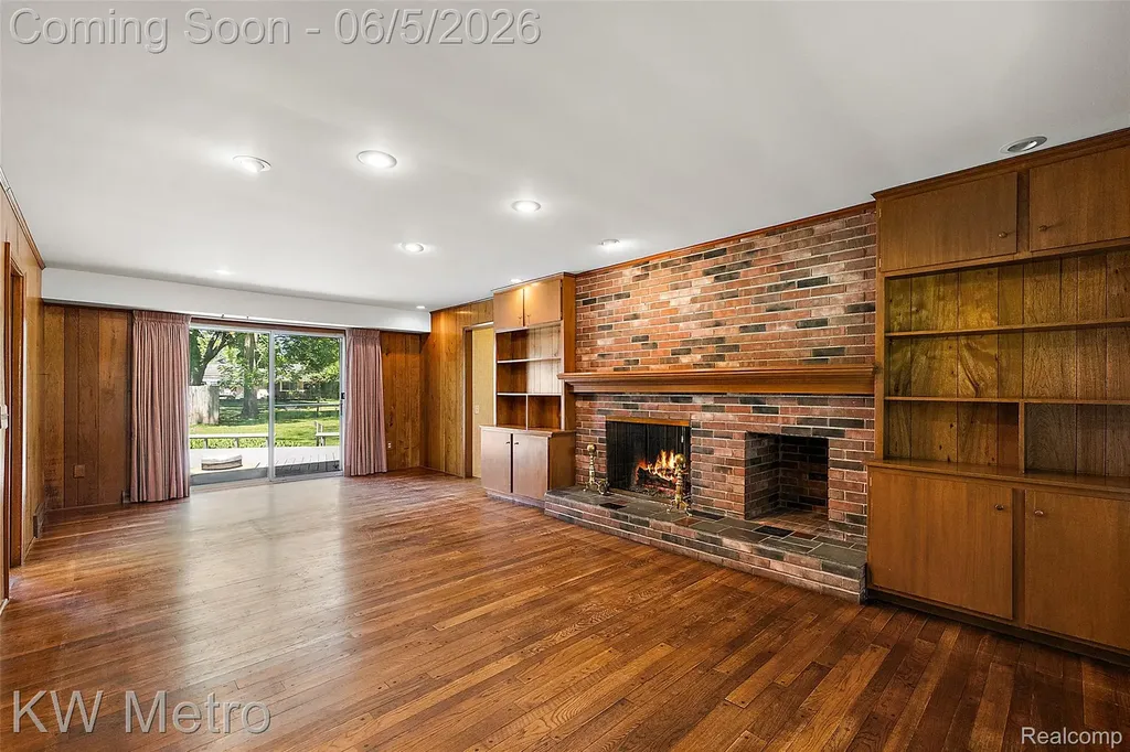 7036 Lindenmere Drive Bloomfield Hills City MI 48301
