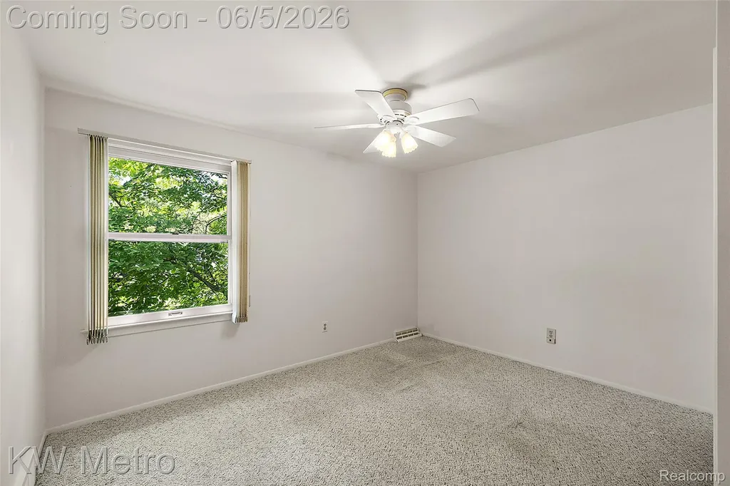 7036 Lindenmere Drive Bloomfield Hills City MI 48301
