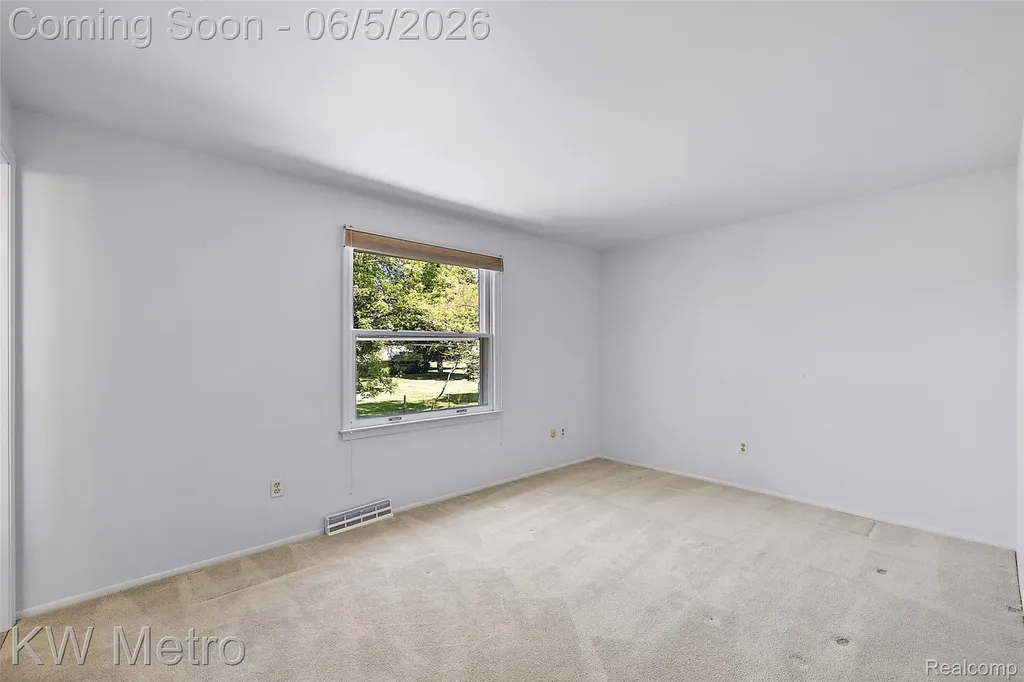7036 Lindenmere Drive Bloomfield Hills City MI 48301