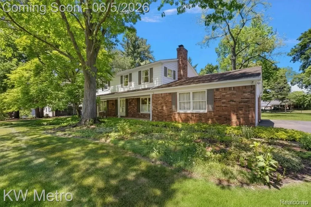 7036 Lindenmere Drive Bloomfield Hills City MI 48301
