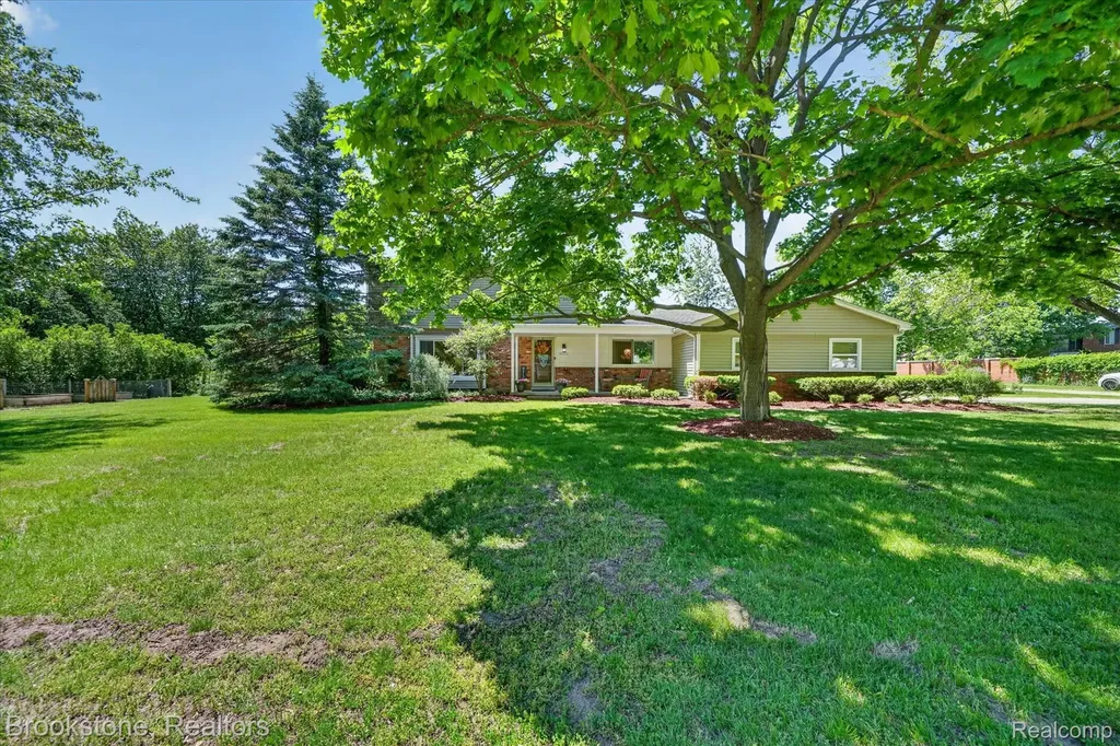 30261 Ardmore Drive Farmington Hills City MI 48334