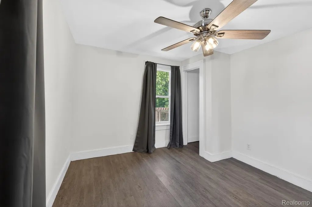 925 W Kalamazoo Street Lansing City MI 48915