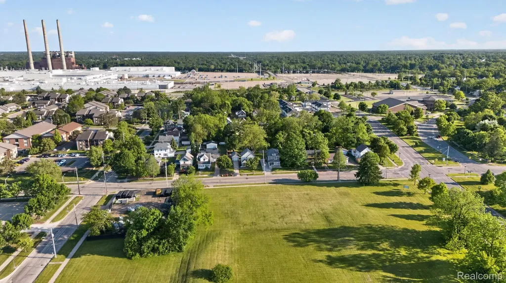 925 W Kalamazoo Street Lansing City MI 48915
