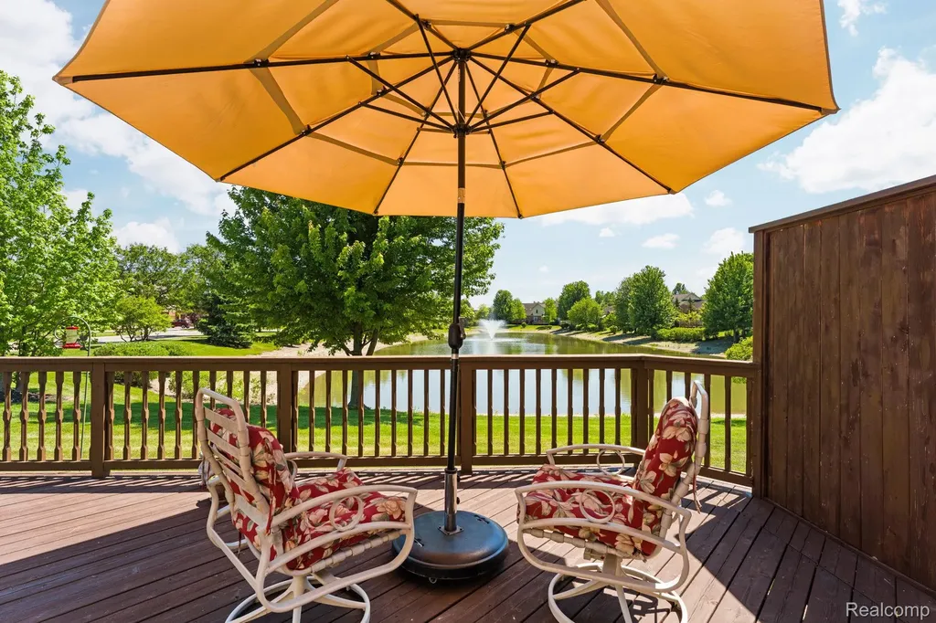 48523 Oak Bridge Drive Canton Charter Township MI 48188