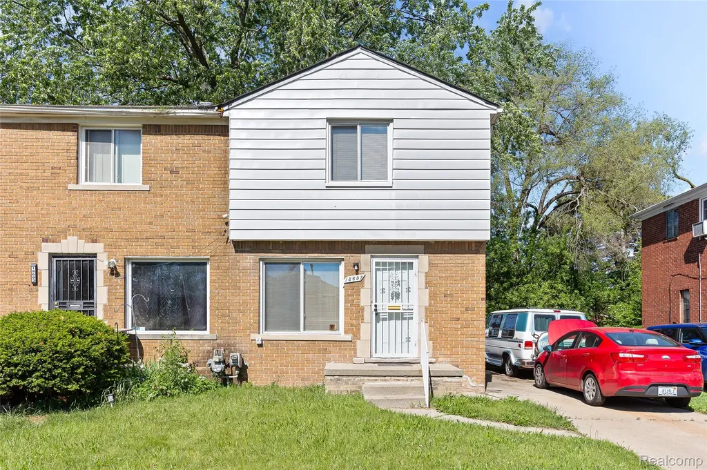 18697 Schaefer Highway E Detroit City MI 48235