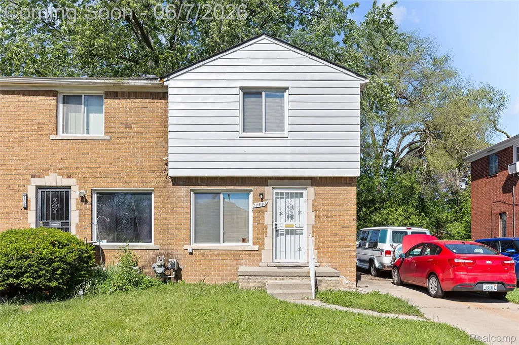 18697 Schaefer Highway E Detroit City MI 48235