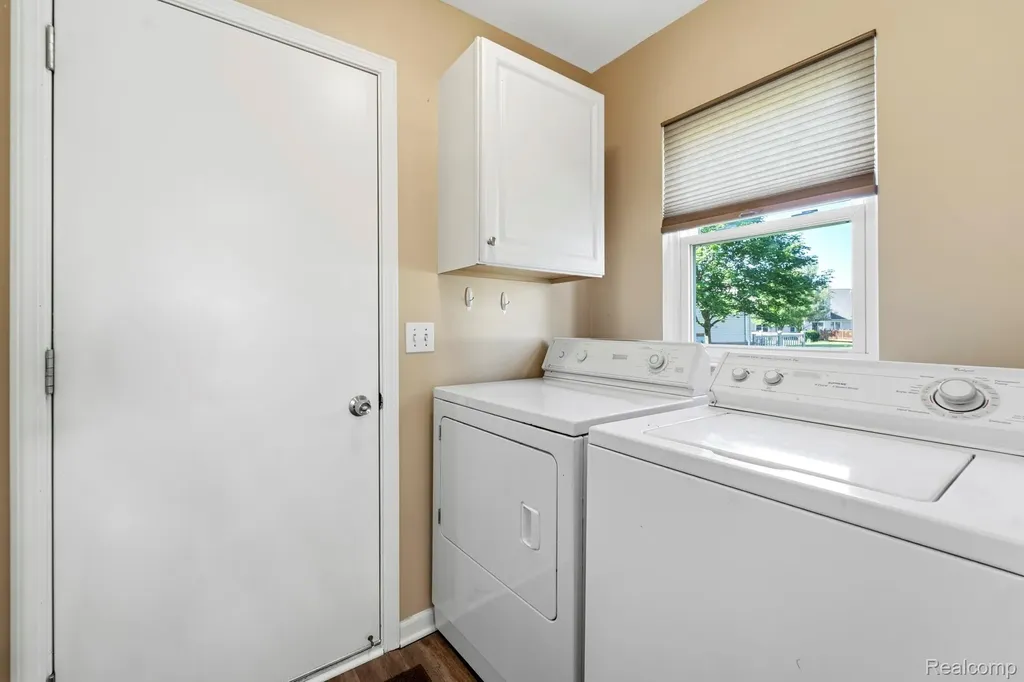5514 Greenway Drive Trenton City MI 48183