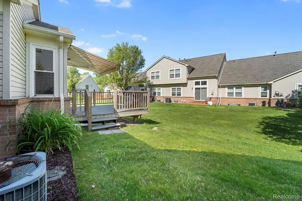 5514 Greenway Drive Trenton City MI 48183