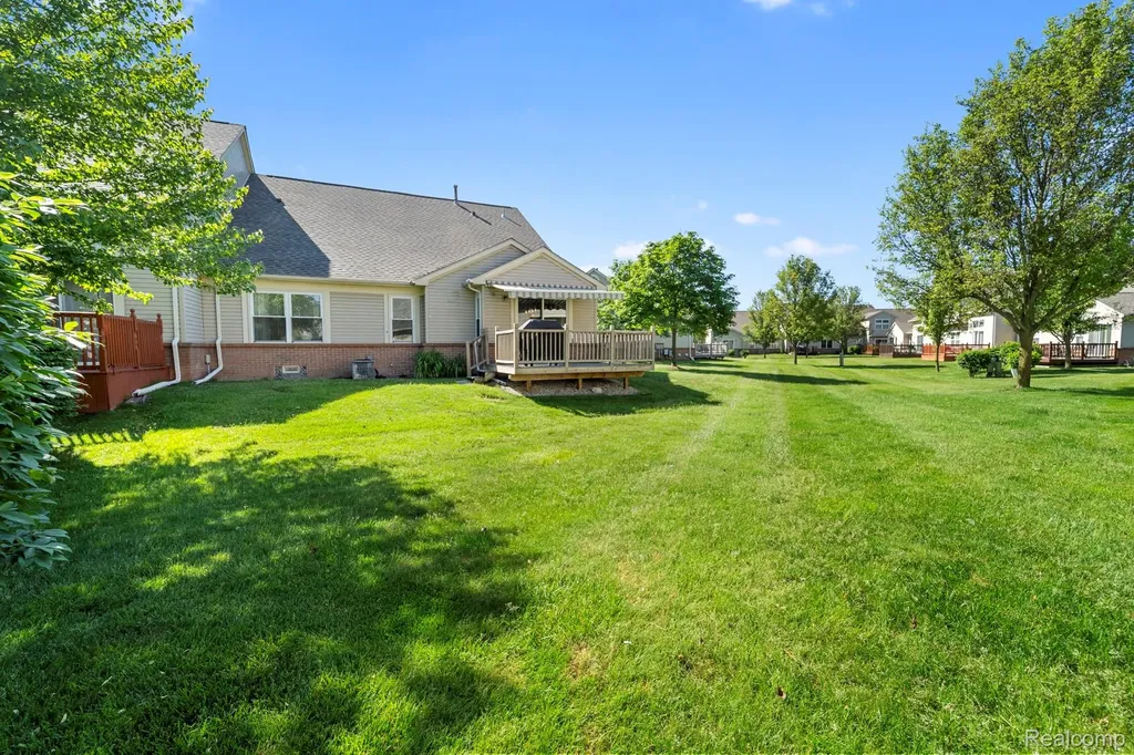 5514 Greenway Drive Trenton City MI 48183