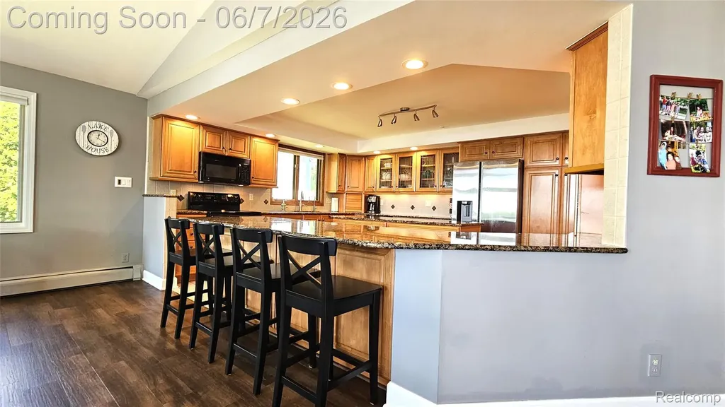 10202 Buhl Hamburg Township MI 48169