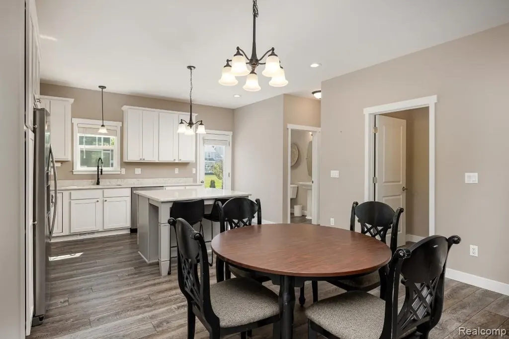 9261 Regency Boulevard Hamburg Township MI 48169