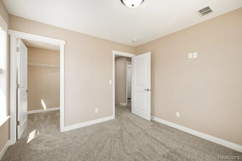 9261 Regency Boulevard Hamburg Township MI 48169