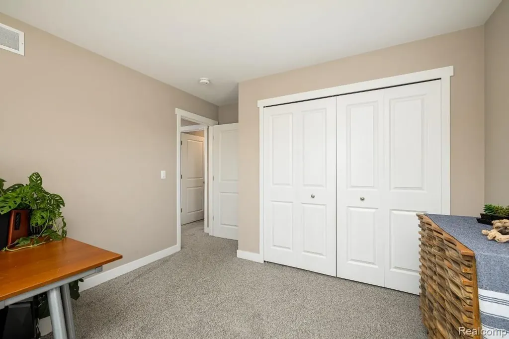 9261 Regency Boulevard Hamburg Township MI 48169
