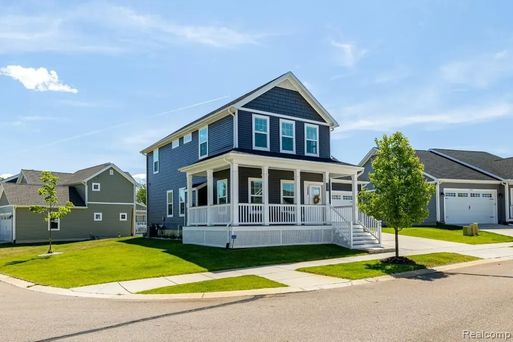 9261 Regency Boulevard Hamburg Township MI 48169