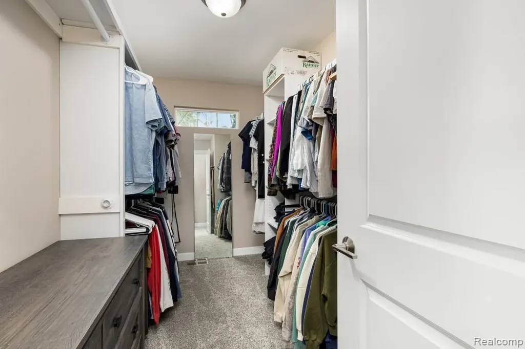 9261 Regency Boulevard Hamburg Township MI 48169