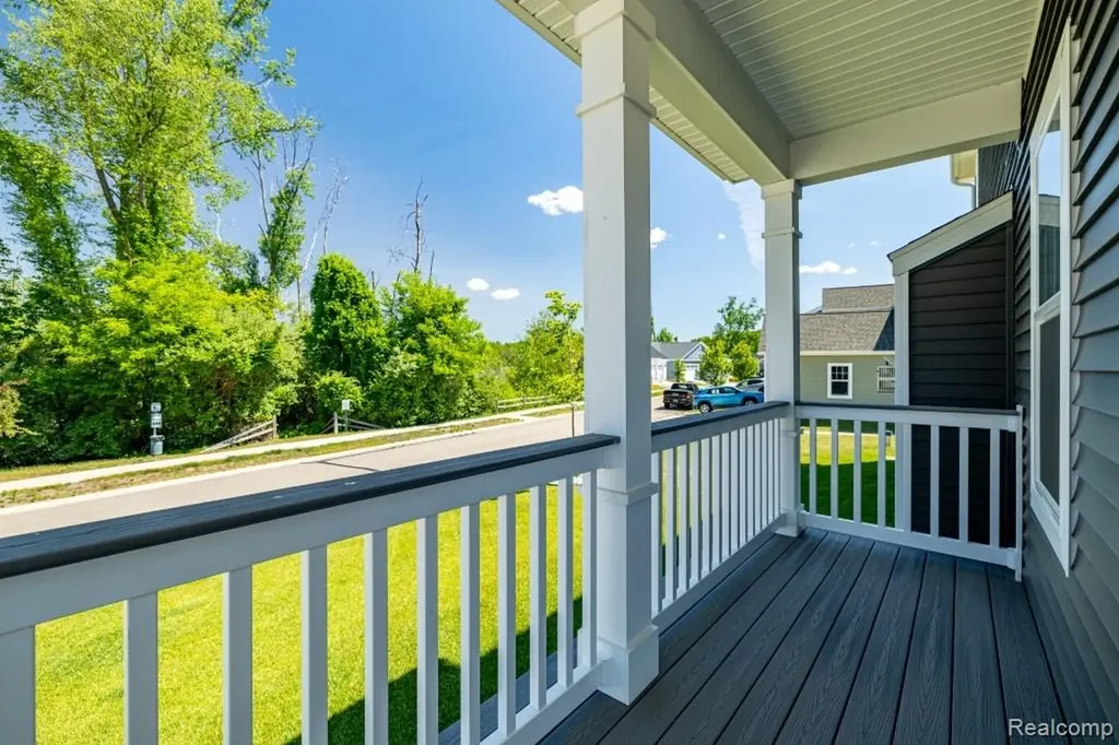9261 Regency Boulevard Hamburg Township MI 48169