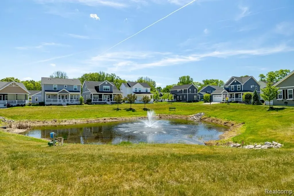 9261 Regency Boulevard Hamburg Township MI 48169