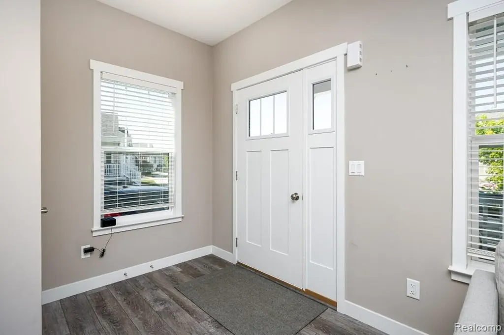 9261 Regency Boulevard Hamburg Township MI 48169