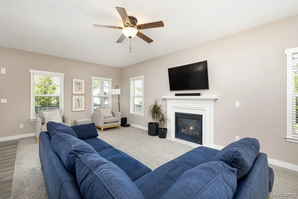9261 Regency Boulevard Hamburg Township MI 48169